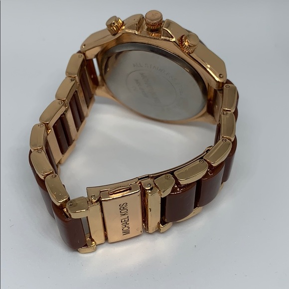 Michael Kors Pink Gold Tone Watch - Picture 4 of 7